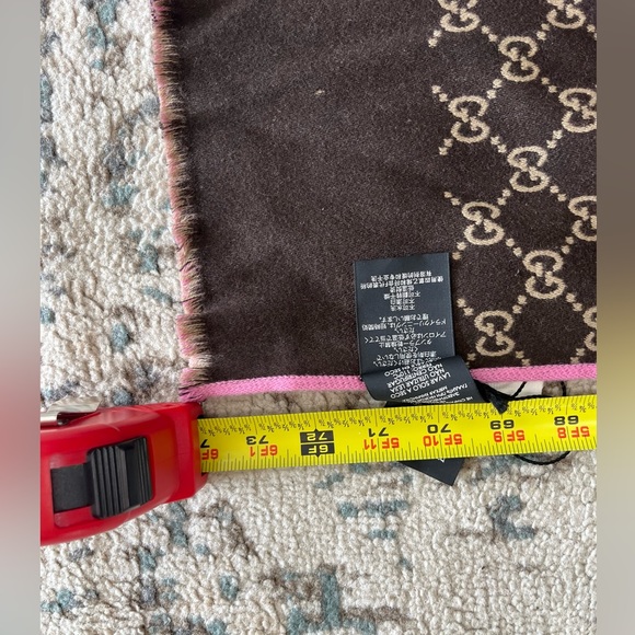New Gucci Scarf Pink - Picture 4 of 6
